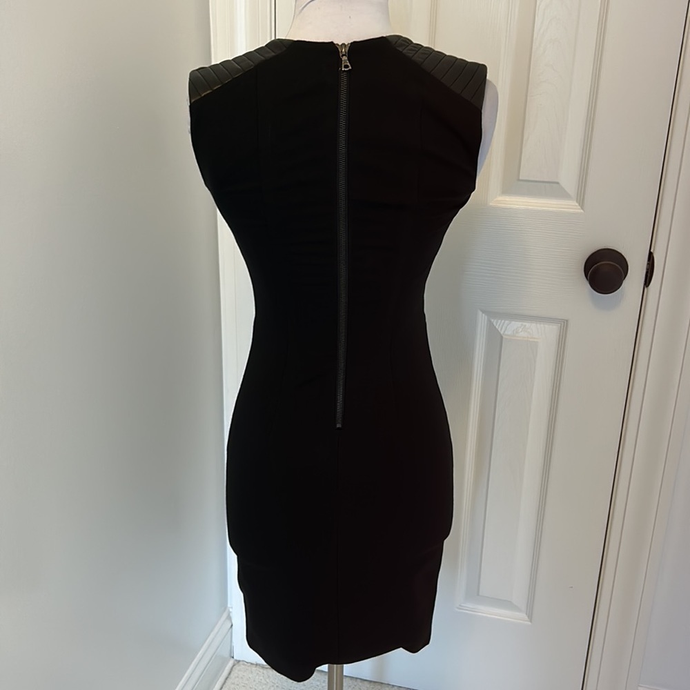 Yigal Azrouel Black Quilted Leather Ponte Sleeveless Dress - Picture 2 of 7